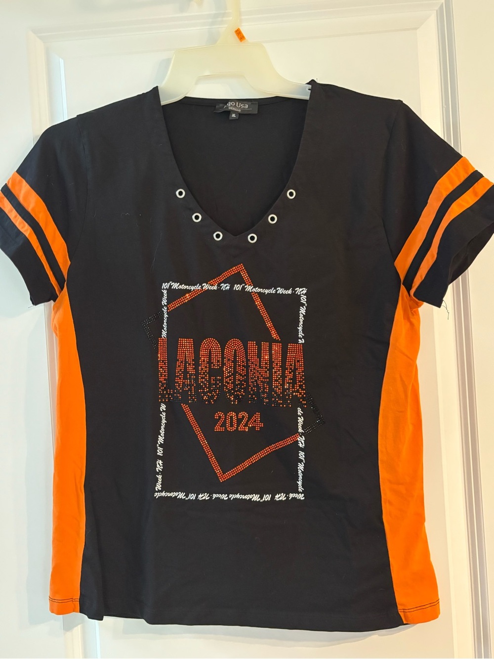 Laconia black and orange tee